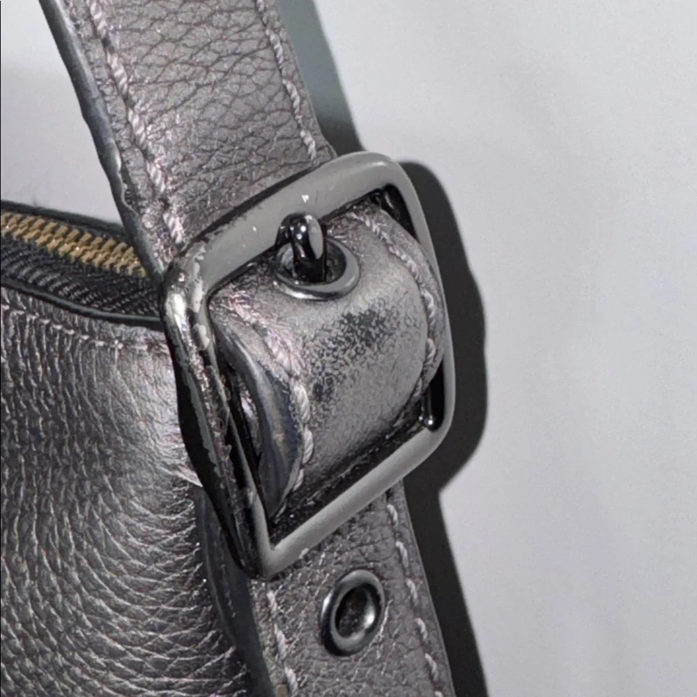COACH Metallic Leather Dufflette Crossbody - No F1892-34187 - Picture 4 of 16